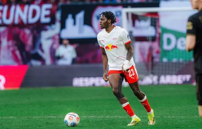 Arsenal dan Manchester United Berebut Bek Muda RB Leipzig, Harga Lebih Murah!