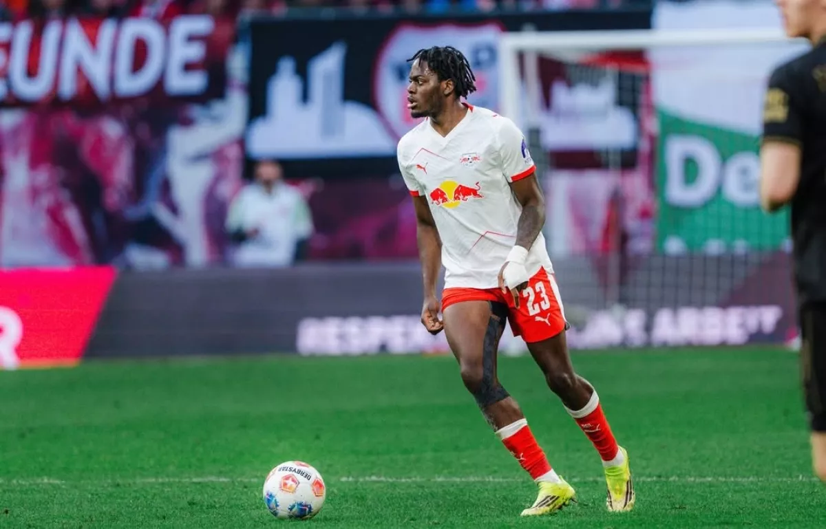 Arsenal dan Manchester United Berebut Bek Muda RB Leipzig, Harga Lebih Murah!
