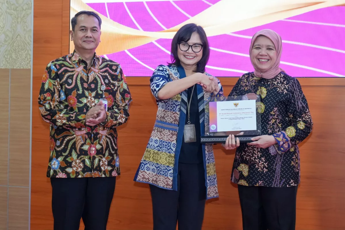 Dukung Penguatan Pasar Keuangan Domestik, BRI Raih 3 Penghargaan Dealer Utama dengan Kinerja Terbaik dari Kemenkeu