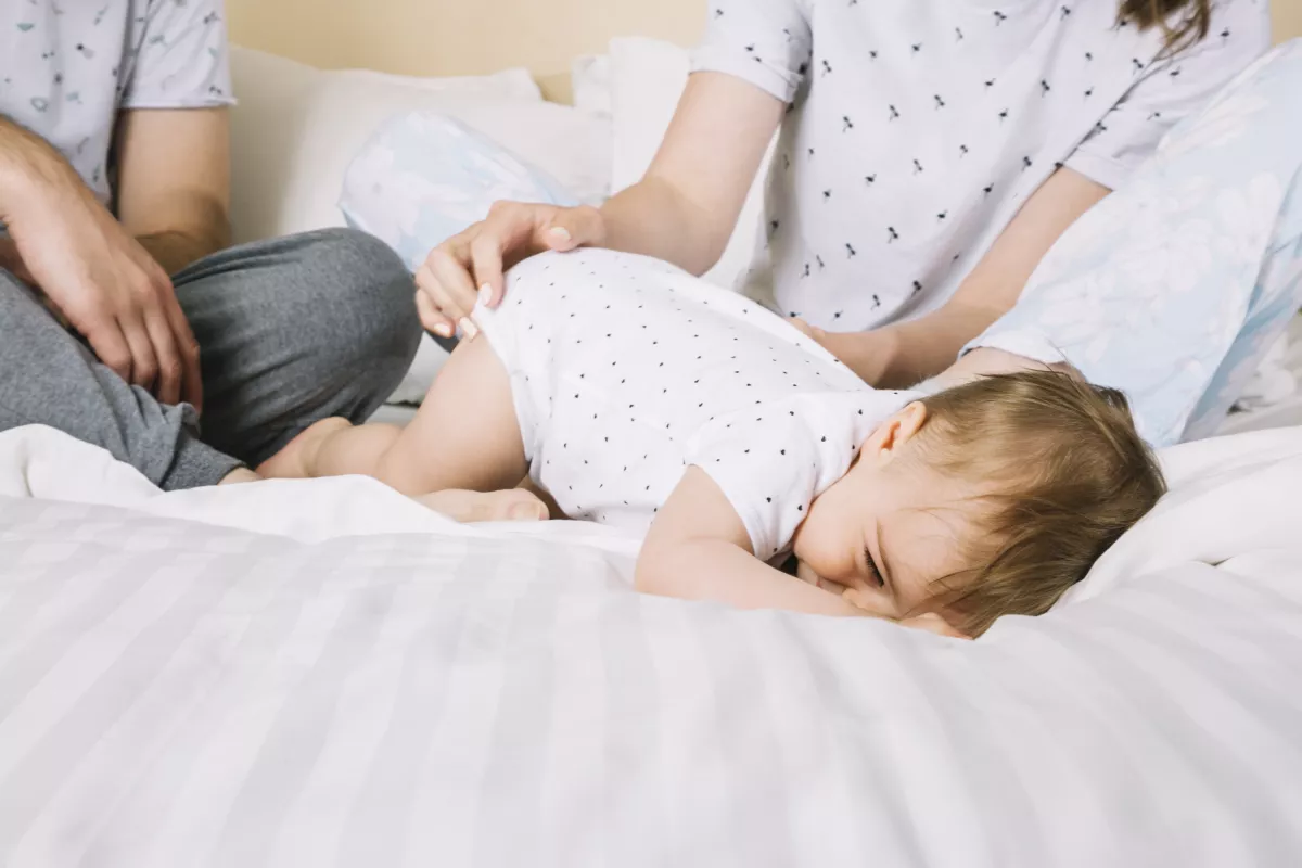 Waspada! Ini Tanda Kesehatan Pencernaan Anak dari Bentuk dan Warna Feses