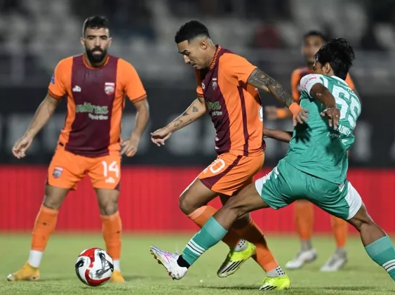 Analisis dan Prediksi Madura United vs Borneo FC: Statistik Bicara, Tamu Diunggulkan Tipis!
