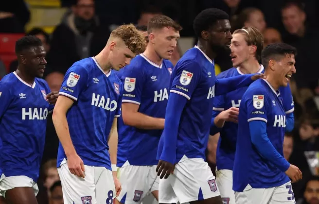 Analisis dan Prediksi Skor Ipswich vs Birmingham: Kedua Kubu Dihantui Badai Cedera!