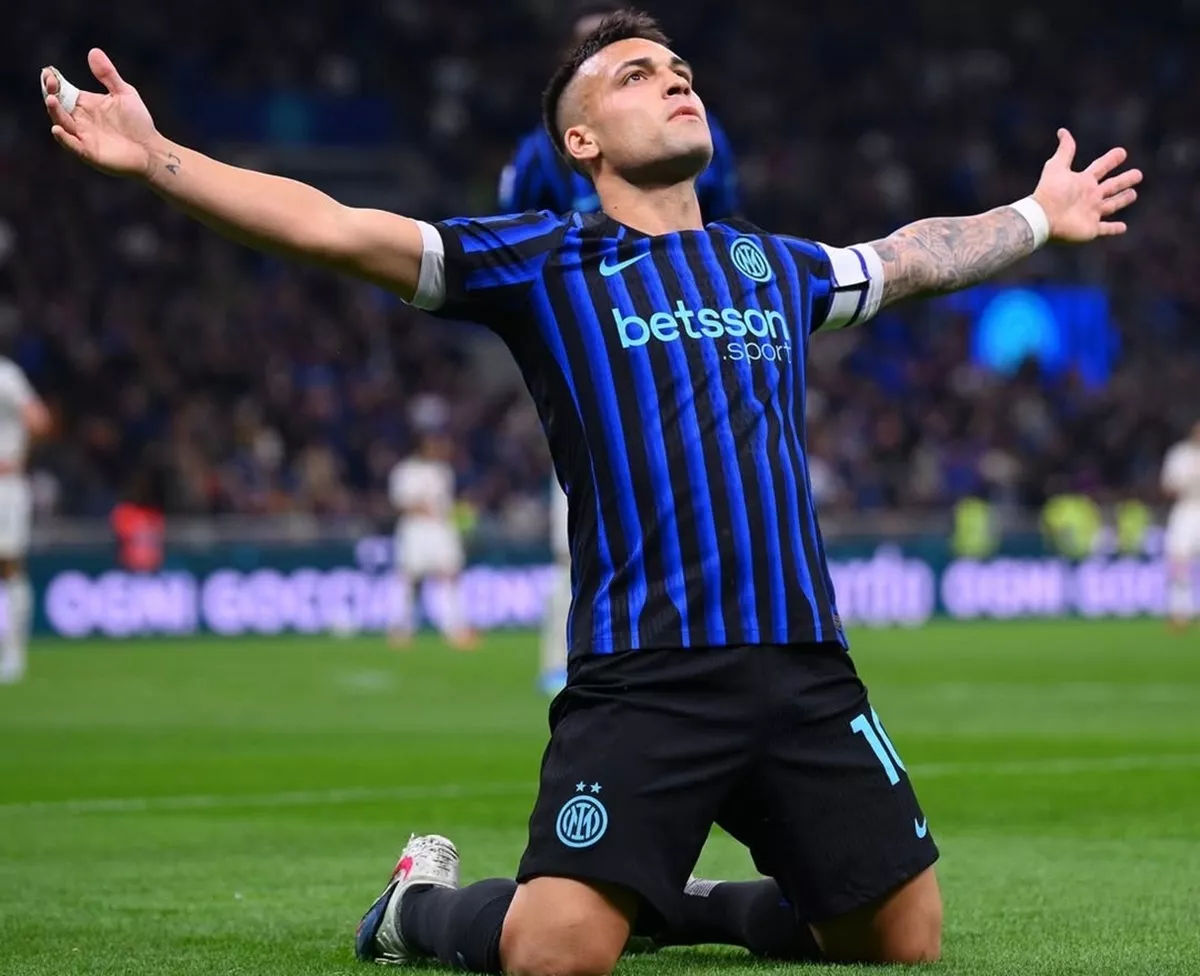 Inter Milan Libas AS Roma 5-2: Lautaro Martinez Cetak Brace di Laga Reuni San Siro