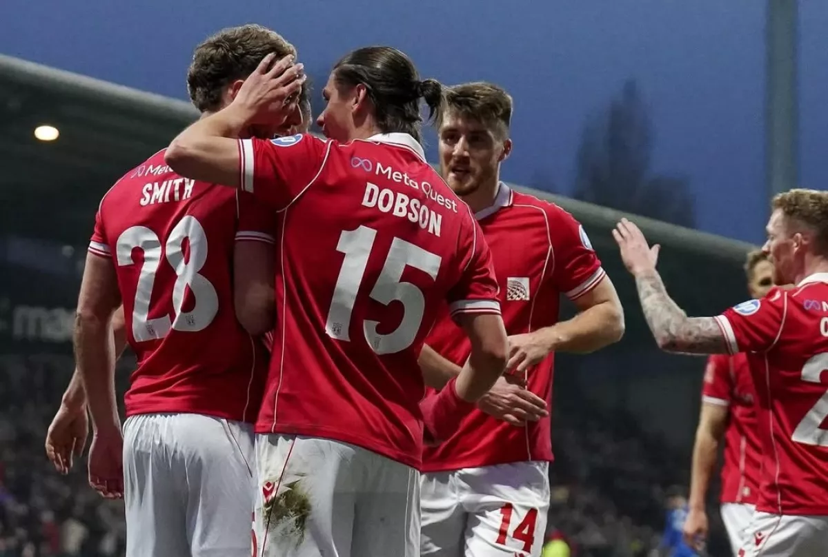 Analisis dan Prediksi Skor Wrexham vs Southampton: Adu Tajam Tamu Kontra Ketangguhan Mental Tuan Rumah!
