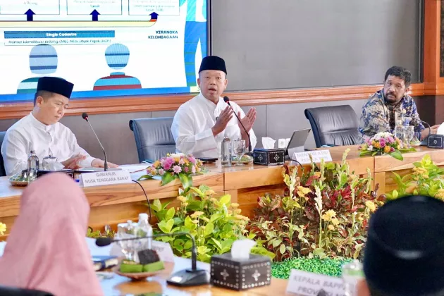 Tuntaskan Sertipikasi Tanah, Menteri Nusron Minta Kepala Daerah di NTB Bebaskan BPHTB bagi Masyarakat Miskin Ekstrem