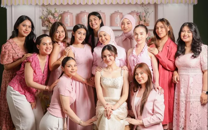 Menuju Halal dengan El Rumi, Syifa Hadju Gelar Bridal Luncheon Bersama Sahabat
