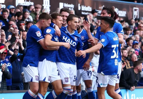 Analisis dan Prediksi Skor Portsmouth vs Ipswich Town: Tim Tamu Jauh Lebih Diunggulkan!