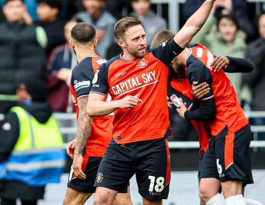 Analisis dan Prediksi Skor Luton Town vs Northampton: Tuan Rumah Miliki Rekor Dominan!