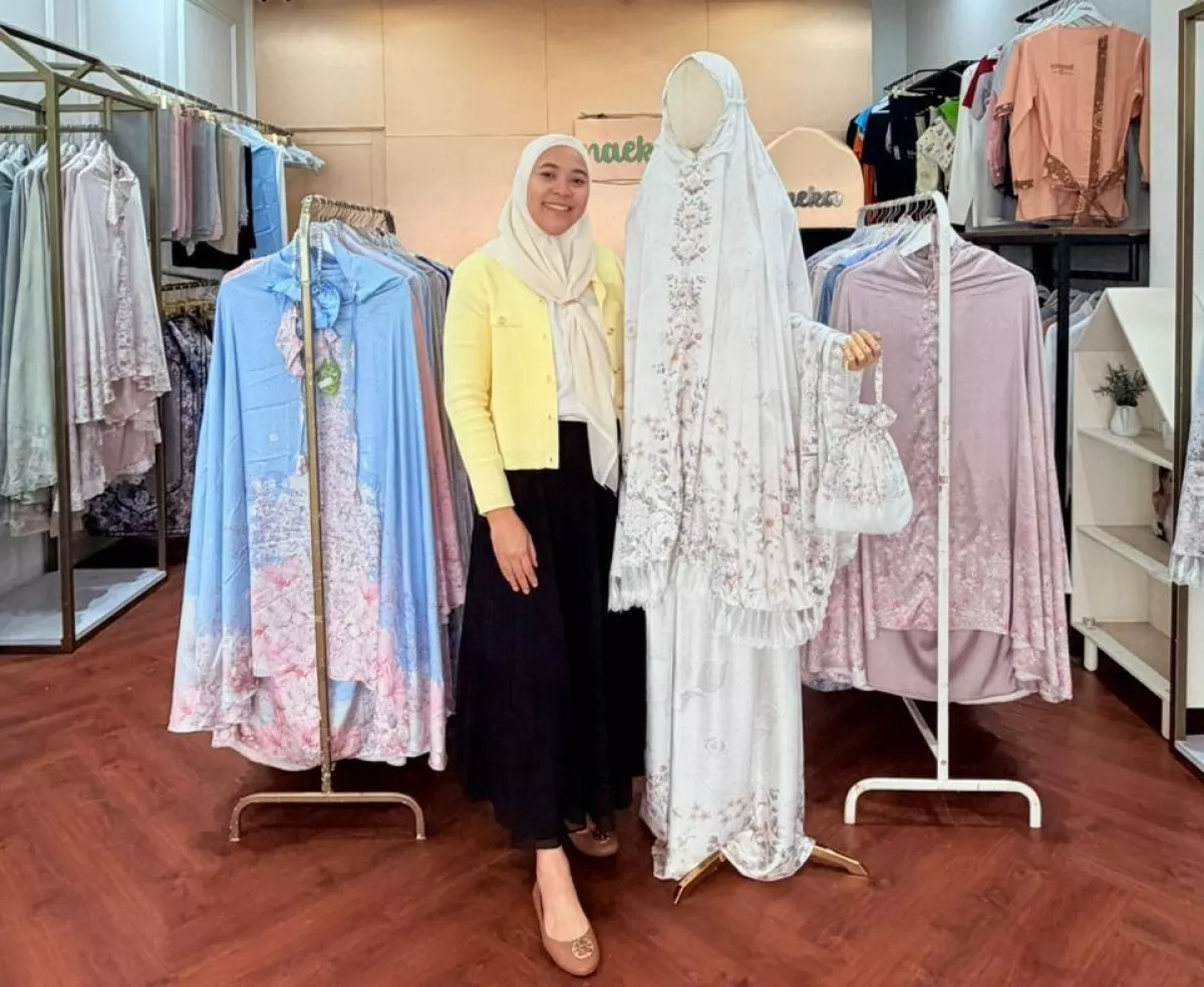 Pengusaha Perempuan Angkat Mukena Premium Berdesain Khas, Naeka Tembus Pasar Global Berkat LinkUMKM BRI