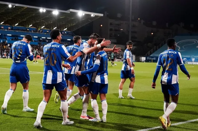 Analisis dan Prediksi Skor Nottingham Forest vs Porto: Raksasa Portugal Sedang On-Fire!