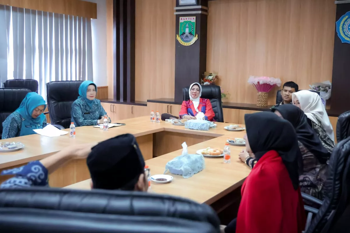 Tinawati Andra Soni Apresiasi Generasi Muda yang Aktif Memajukan Provinsi Banten
