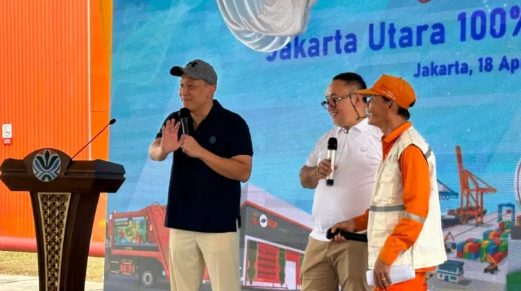 Menuju Penghentian Total Open Dumping, Wamen LH Dorong Pemilahan Sampah dari Hulu