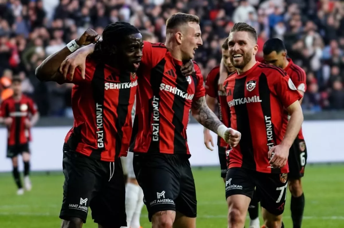 Analisis dan Prediksi Skor Gaziantep vs Kayserispor: Tim Tamu di Ujung Tanduk!