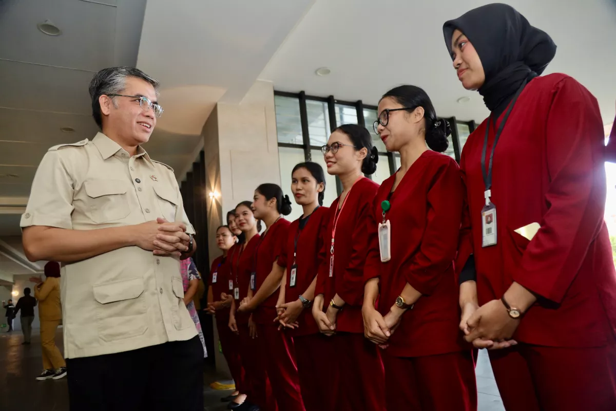 Menaker Tekankan Perusahaan Sesuaikan Tugas Magang dengan Latar Pendidikan Peserta