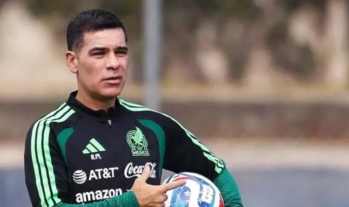 RESMI! 'El Kaiser' Rafa Márquez Jadi Pelatih Baru Meksiko