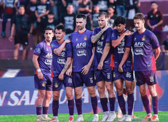 Analisis dan Prediksi Skor PSM Makassar vs Persik Kediri: Macan Putih Punya Modal Positif!