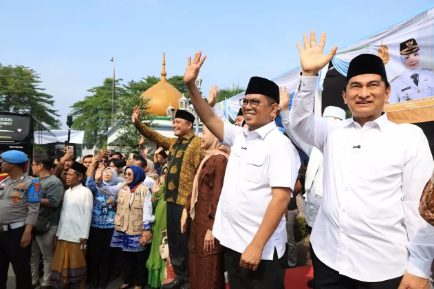 Gubernur Andra Soni Lepas Jemaah Haji dari Kloter Kabupaten Serang