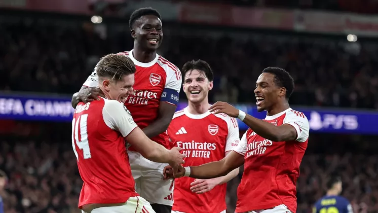 Liga Inggris Memanas: Arsenal Berburu Sejarah, Tottenham Hotspur Dihantui Degradasi