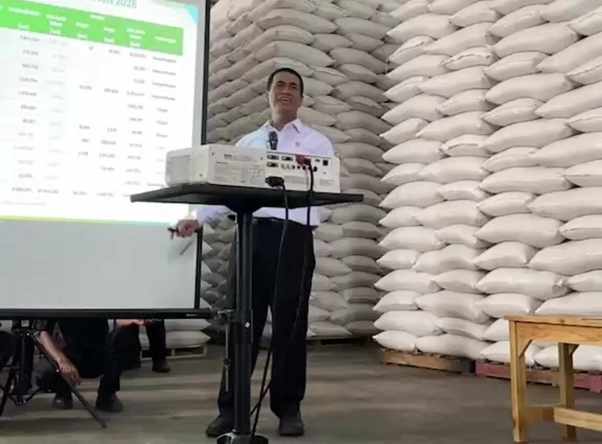 Terbongkar! Mafia Pupuk Palsu Tipu Petani Pakai Tanah, Mentan Cabut Izin 2.230 Distributor