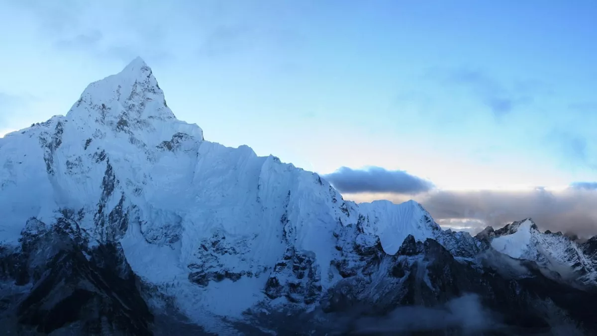Alarm Banjir Gletser Gunung Everest Hilang Fungsi, Warga Hidup dalam Ancaman