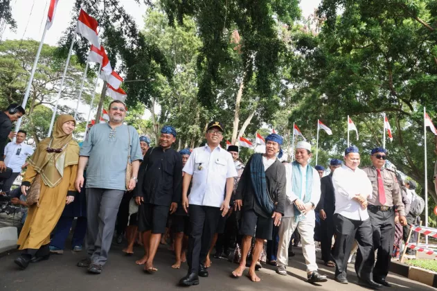 Gubernur Andra Soni Ajak Masyarakat Jadikan Adat Kanekes sebagai Tuntunan