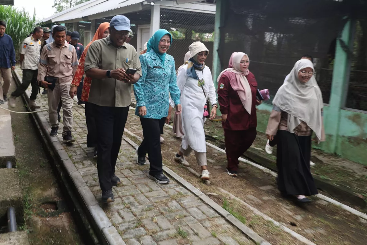 Tinawati Andra Soni Minta Masyarakat Banten Jauhi Virus HIV AIDS