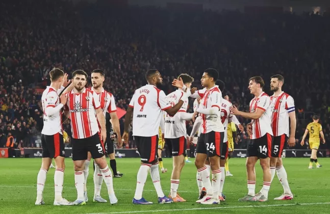 Analisis dan Prediksi Skor Southampton vs Ipswich Town: Duel Penentuan Tiket Otomatis Menuju Kasta Tertinggi!