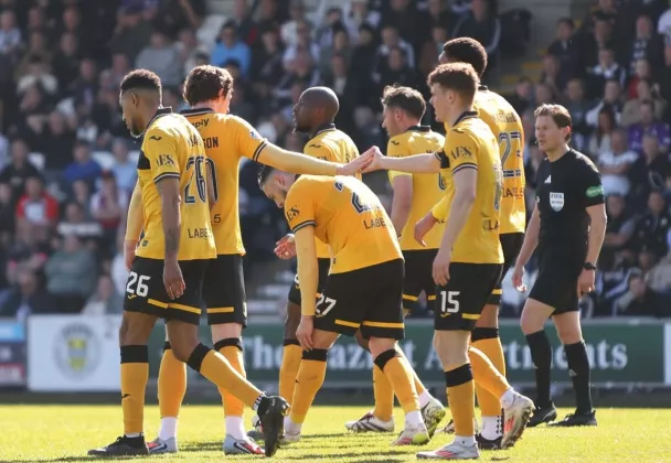 Analisis dan Prediksi Skor Livingston vs Aberdeen: Laga Bak Bumi dan Langit!