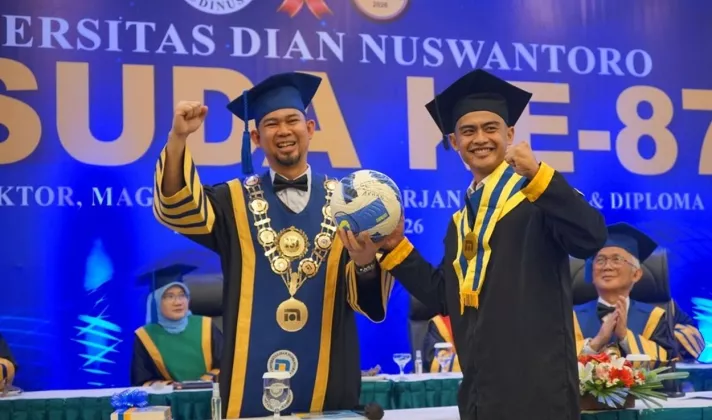 KEREN! Pratama Arhan Sandang Gelar Sarjana dengan Ijazah Teknologi Blockchain Pertama di Indonesia