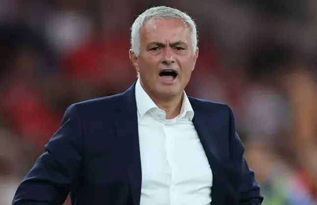Jose Mourinho Tutup Pintu untuk Real Madrid: Fokus Cetak Sejarah di Benfica