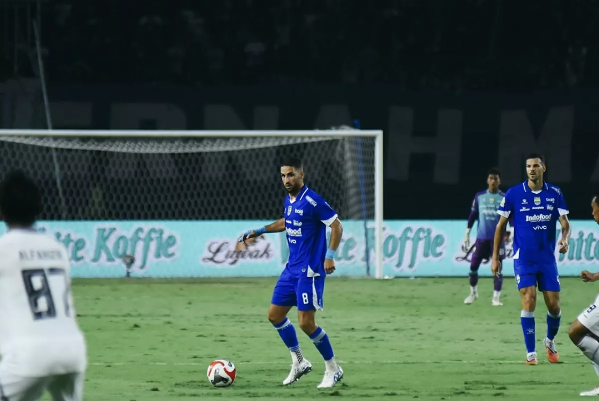 Analisis dan Prediksi Skor Persib Bandung vs PSIM: Ambisi Besar Maung Bandung di Stadion GBLA!