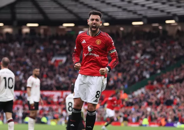 KONTROVERSI! Premier League Batalkan Assist Bruno Fernandes Lawan Liverpool