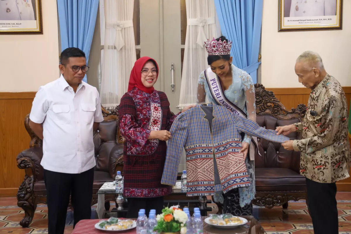 Gubernur Andra Soni Minta Puteri Indonesia 2026 Suarakan Pentingnya Pendidikan di Banten
