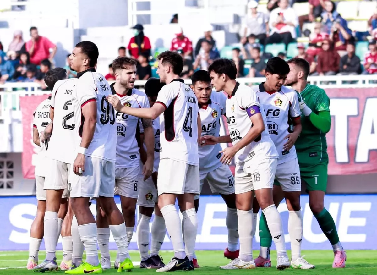 Analisis dan Prediksi Skor Semen Padang vs Persik Kediri: Macan Putih Butuh Satu Langkah Lagi untuk Aman!