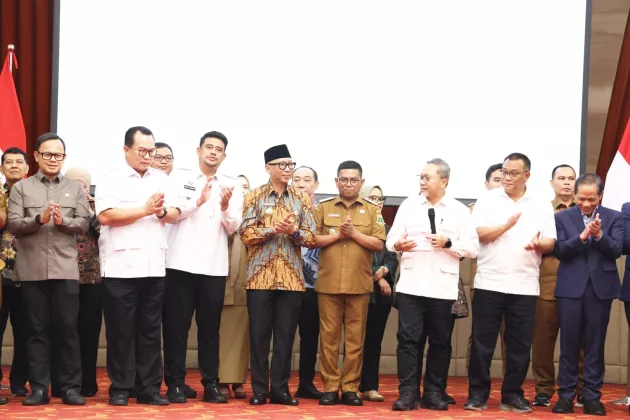 Gubernur Andra Soni Tandatangani Kesepakatan Bersama Pembangunan PSEL Serang Raya