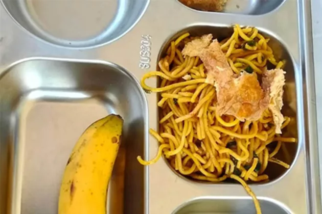 Dianggap Mudah Basi, BGN Larang Dapur SPPG Masak Mi untuk Menu MBG Tanpa Chef Handal!