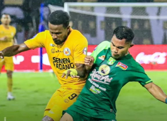 Prediksi dan Susunan Pemain Semen Padang vs Persebaya: Laga Pamit Kabau Sirah di Agus Salim