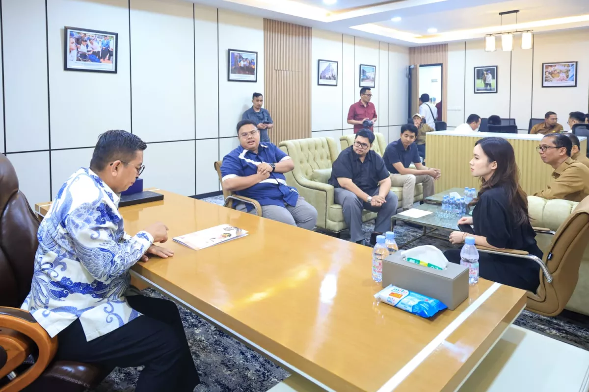 Andra Soni Sambut Positif Turnamen Tangsel Youth Football Saat Terima Audiensi VAR Media