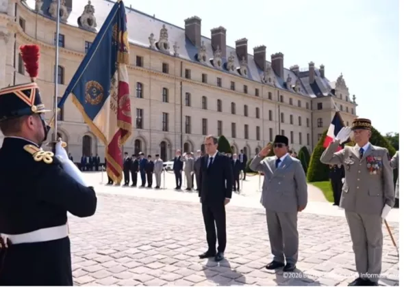 Prabowo Disambut Upacara Kenegaraan di Paris, Dikawal Pasukan Berkuda Menuju Istana Elysee