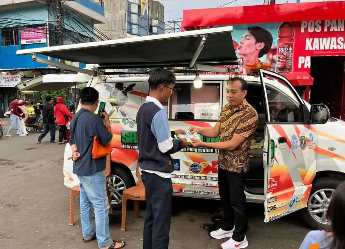 Tekan Penunggakan Pajak, Samsat Cikokol Gencarkan Tagihan 'Door-to-Door'