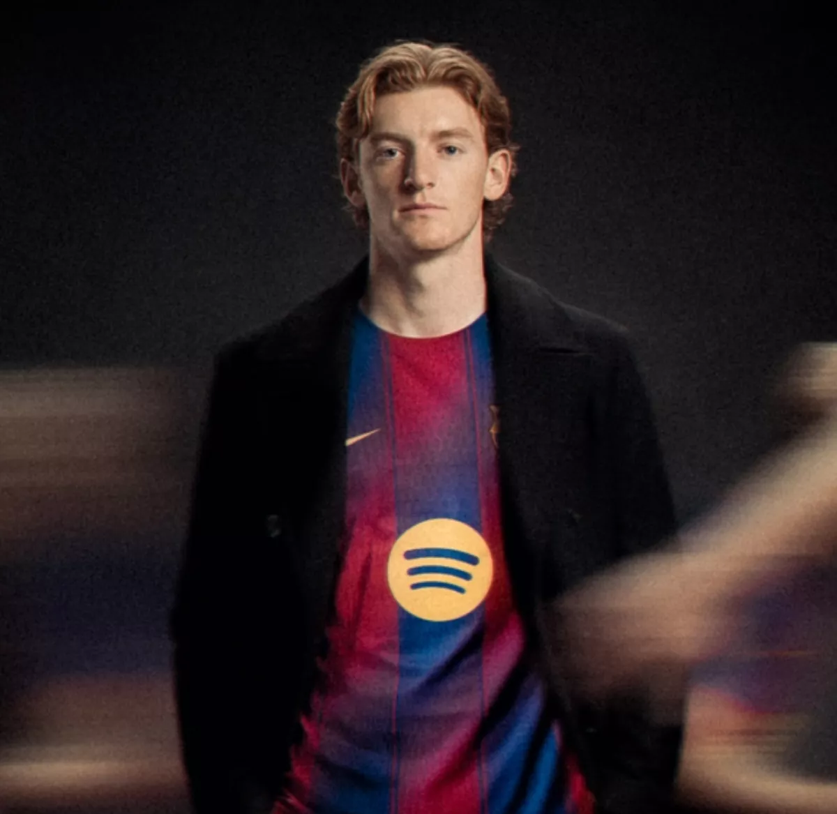 Barcelona Resmi Boyong Anthony Gordon dari Newcastle, Transfer Tembus Rp1,6 Triliun