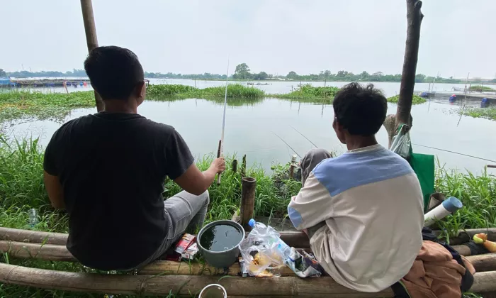 Ketika Kesabaran dan Ketenangan Menyatu dalam Ujung Joran