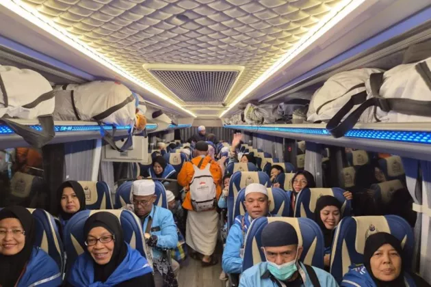 Jemaah Dilarang Bawa Air Zamzam dalam Koper! Kemenhaj Ingatkan Sanksi Buka Paksa...