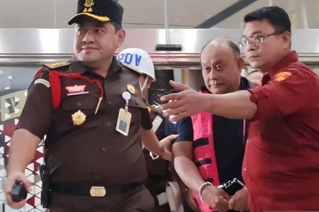 Proses Penangkapan Mantan Petinggi BGN: Kejagung Jemput Paksa Dadan, Lodewyk, dan Sony!