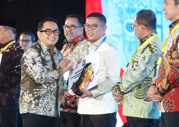 Pemprov Banten Raih Penghargaan Kategori Daerah Creative Financing 2026 dari Kemendagri