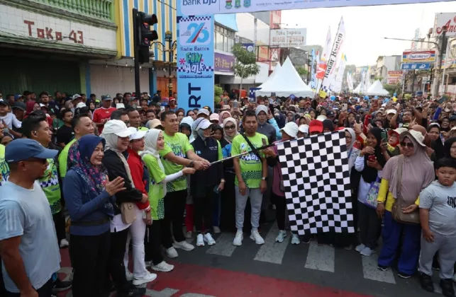 Hadiri Fun Walk, Pemprov Banten Ajak Insan Pers dan Elemen Masyarakat Perkuat Kolaborasi Pembangunan