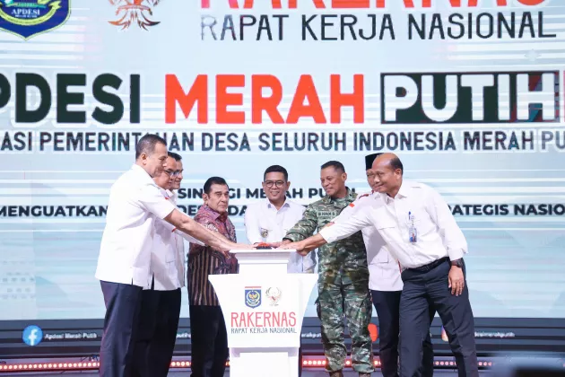 Buka Rakernas Apdesi Merah Putih, Andra Soni Tegaskan Komitmen Bangun Desa
