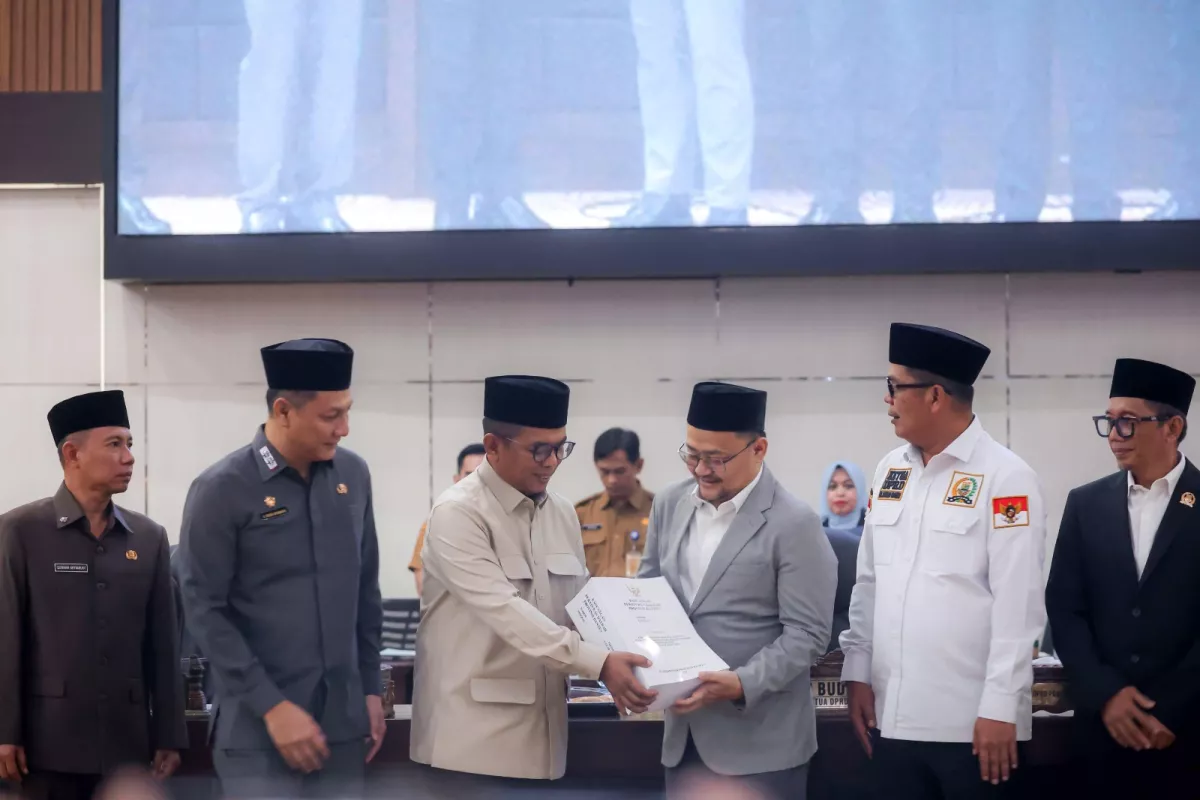 Gubernur Andra Soni Paparkan Kinerja APBD Banten 2025, Pendapatan dan Belanja Terealisasi Optimal