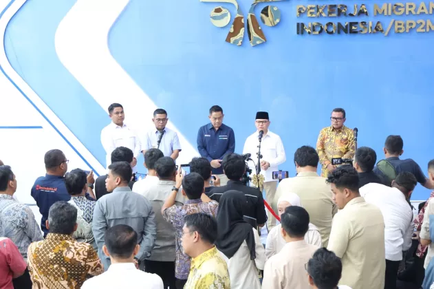 Gubernur Banten Andra Soni dan Menteri Mukhtarudin Perkuat Pelindungan Pekerja Migran Asal Banten