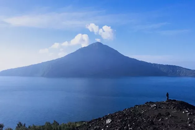 Warga dan Wisatawan Wajib Waspada, Aktivitas Gunung Anak Krakatau Meningkat!